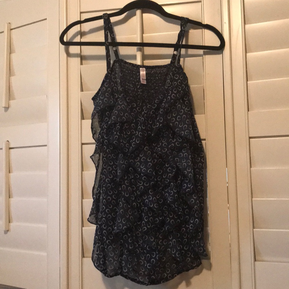 ✨ Cute Summer Ruffle Top! ✨